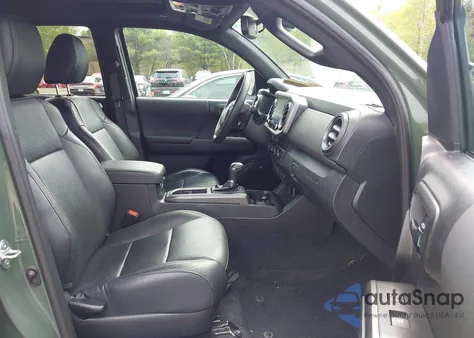 2021 Toyota Tacoma 4Wd Trd Off Road from USA, damaged, VIN 3TMCZ5AN5MM380286